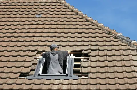 Pose de velux - Poullan-sur-Mer